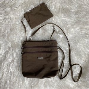 Baggallini Brown Crossbody Bag & Matching Wristlet